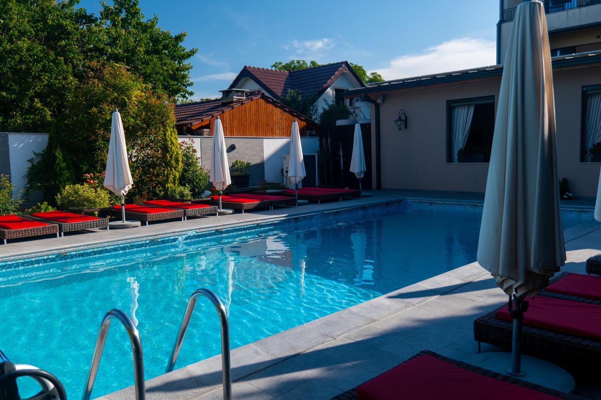 Pensiunea Nora Prestige&Prestige Art Timişoara Exterior foto