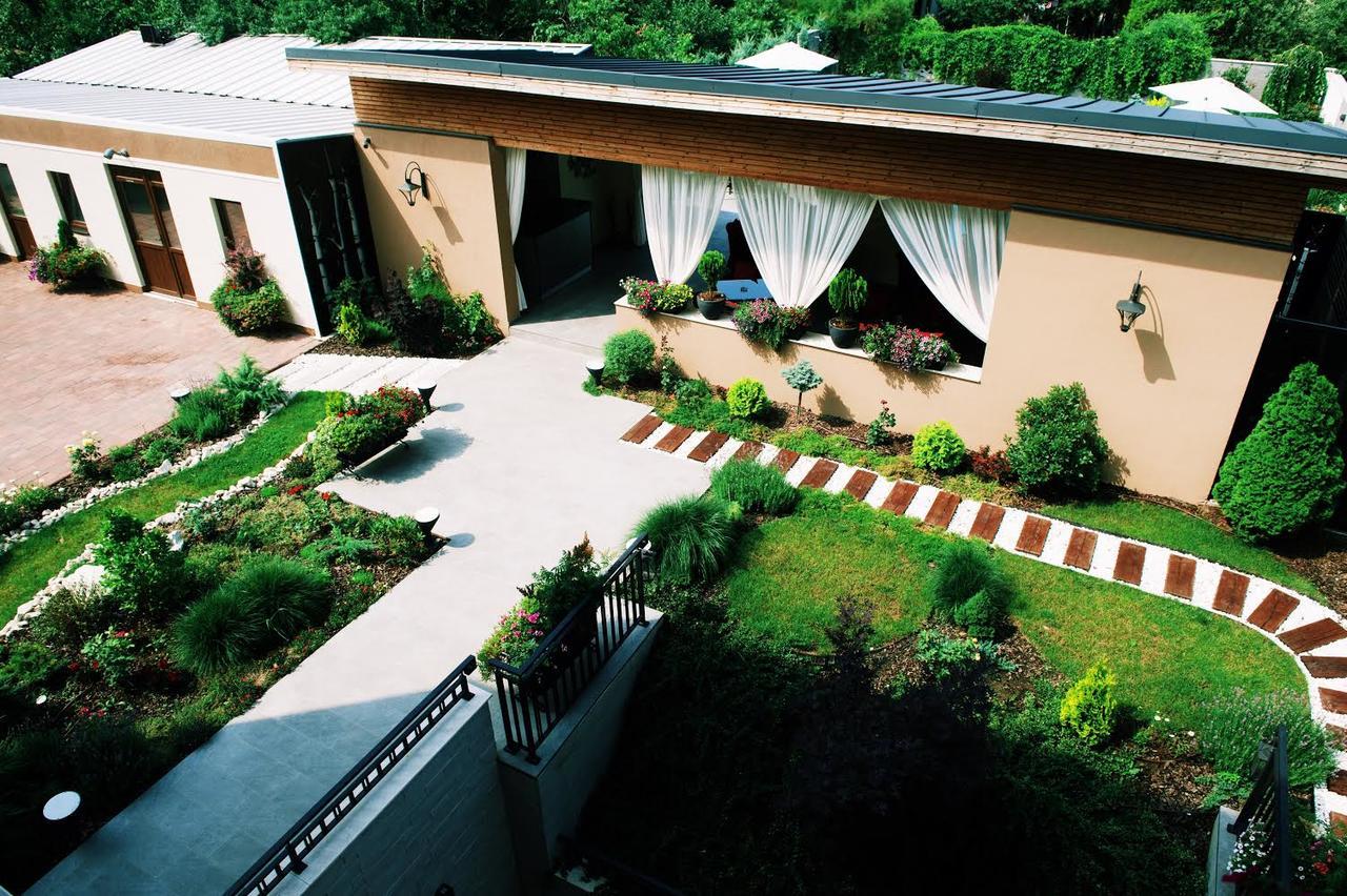 Pensiunea Nora Prestige&Prestige Art Timişoara Exterior foto